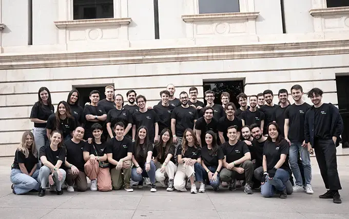 Fever team - Becas de Excelencia Fever | Estudiantes de Ingeniería